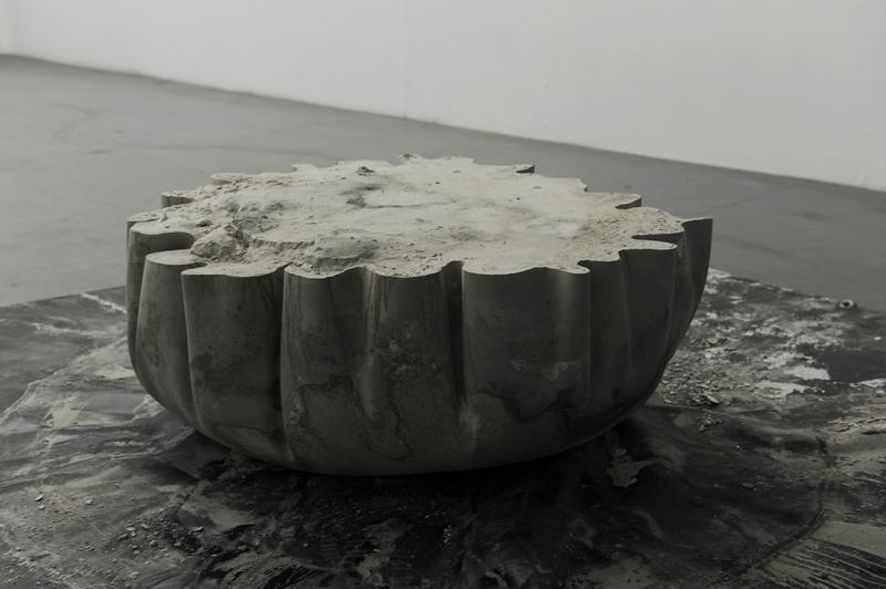 Evelin Reinholz, "Klops II", 2017 75x65x32cm Betonguss