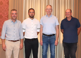Bürgermeister Herker gratulierte den gewählten Ortssprechern. v.l.n.r.: Bürgermeister Thomas Herker, Michael Rottenkolber (Affalterbach), Michael Obermaier (Walkersbach) und Gerhard Fuchs (Tegernbach) 
